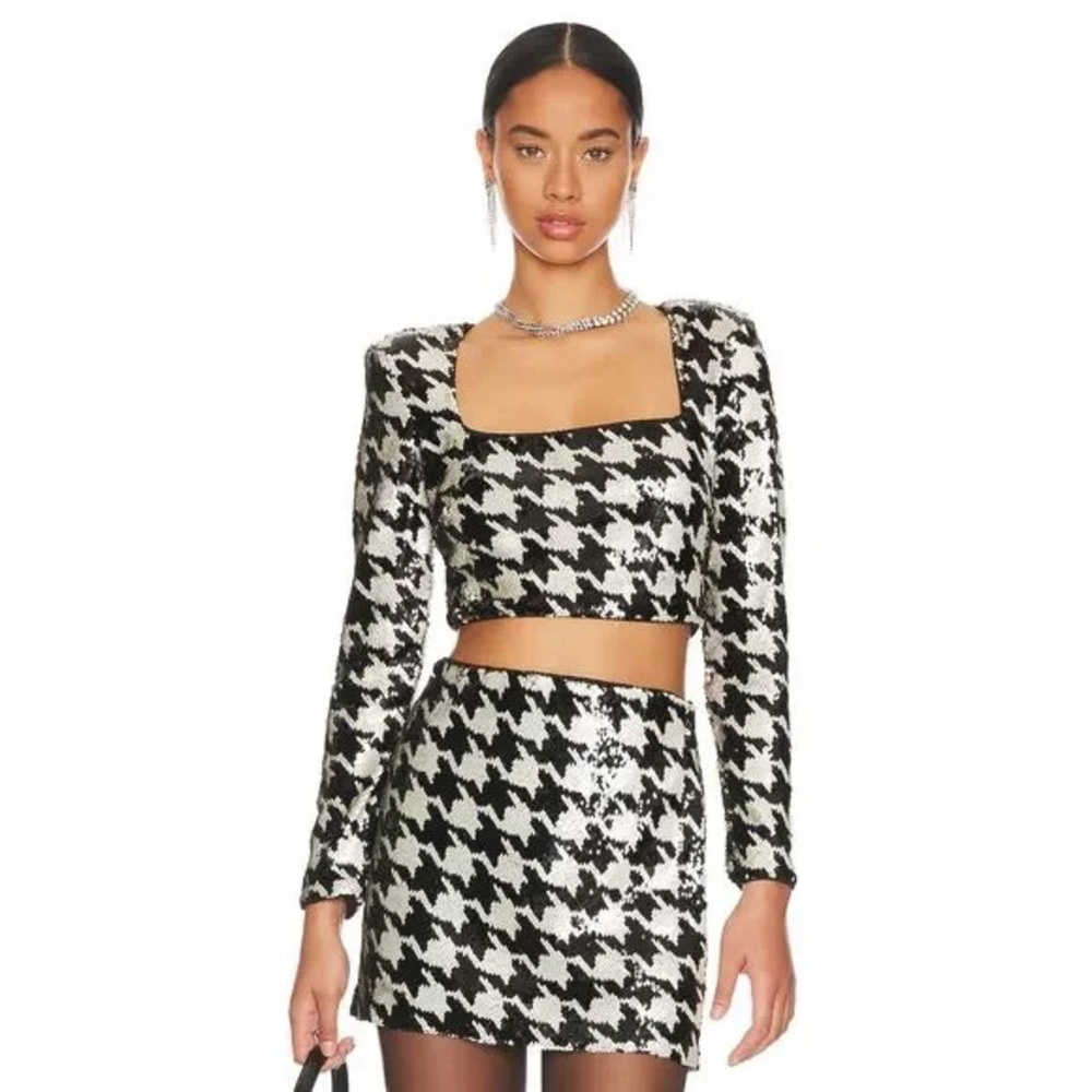 Darby Skirt and Top Set 
ASTR THE LABEL
Medium in Both Top & Skirt